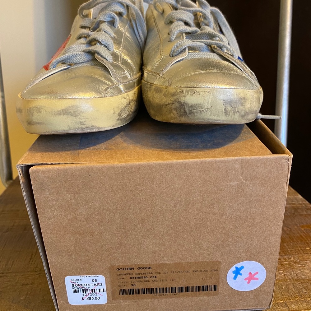 Sneakers